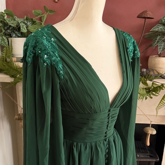 Elegant Green Evening Cape Sleeve Whimsical Gown - Picture 3 of 4